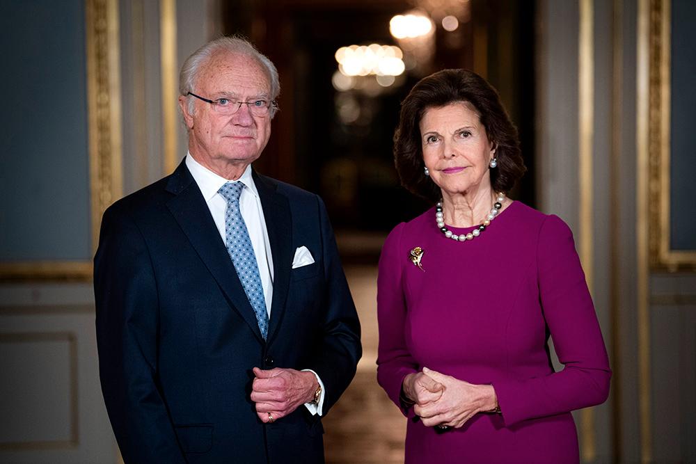 Kungaparet bjuder in Sveriges största organisationer till Kungliga slottet. Syftet är att hitta sätt att ge trygghet och skydd till barn som flyr från Ukraina. 