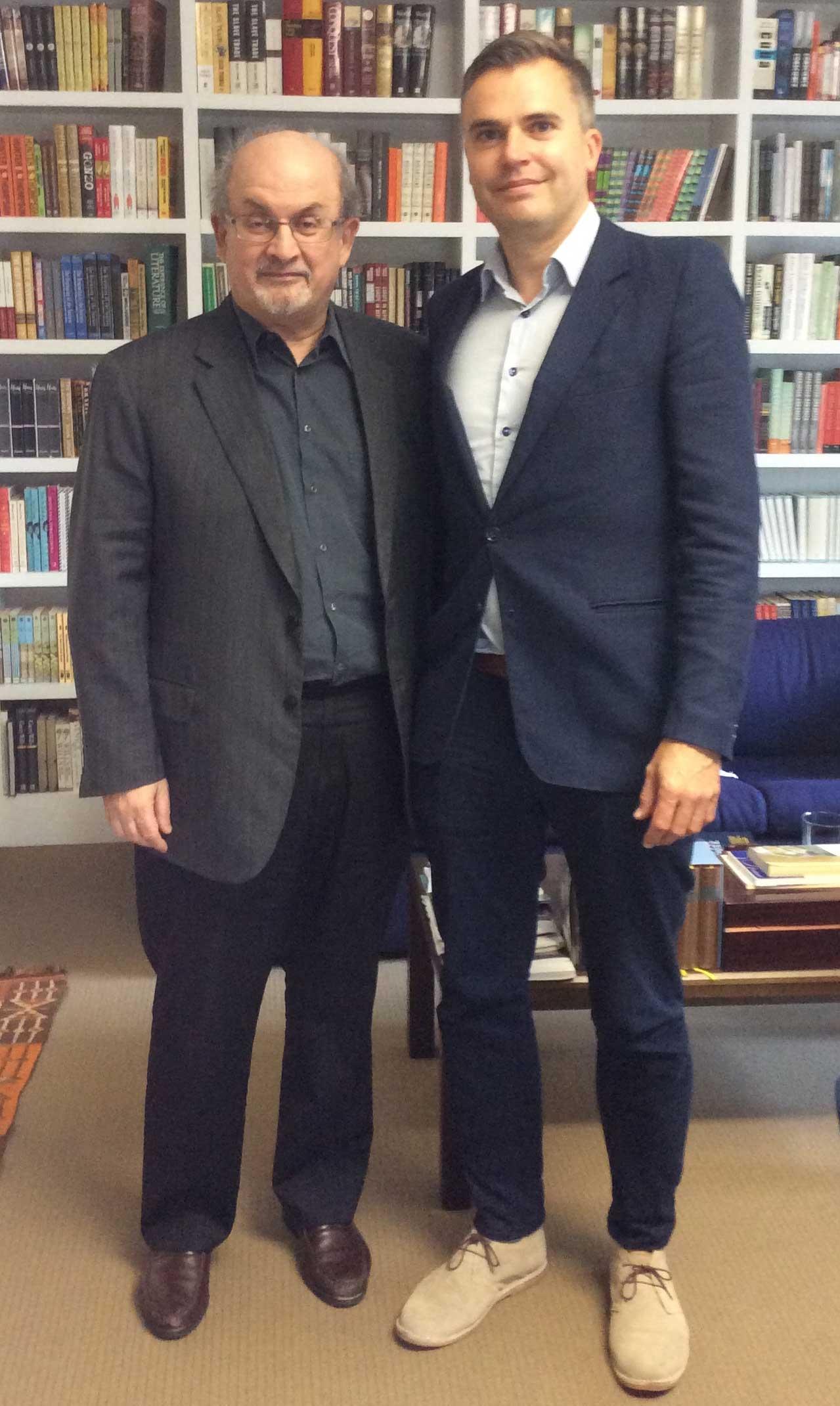 Salman Rushdie och Jerker Virdborg.