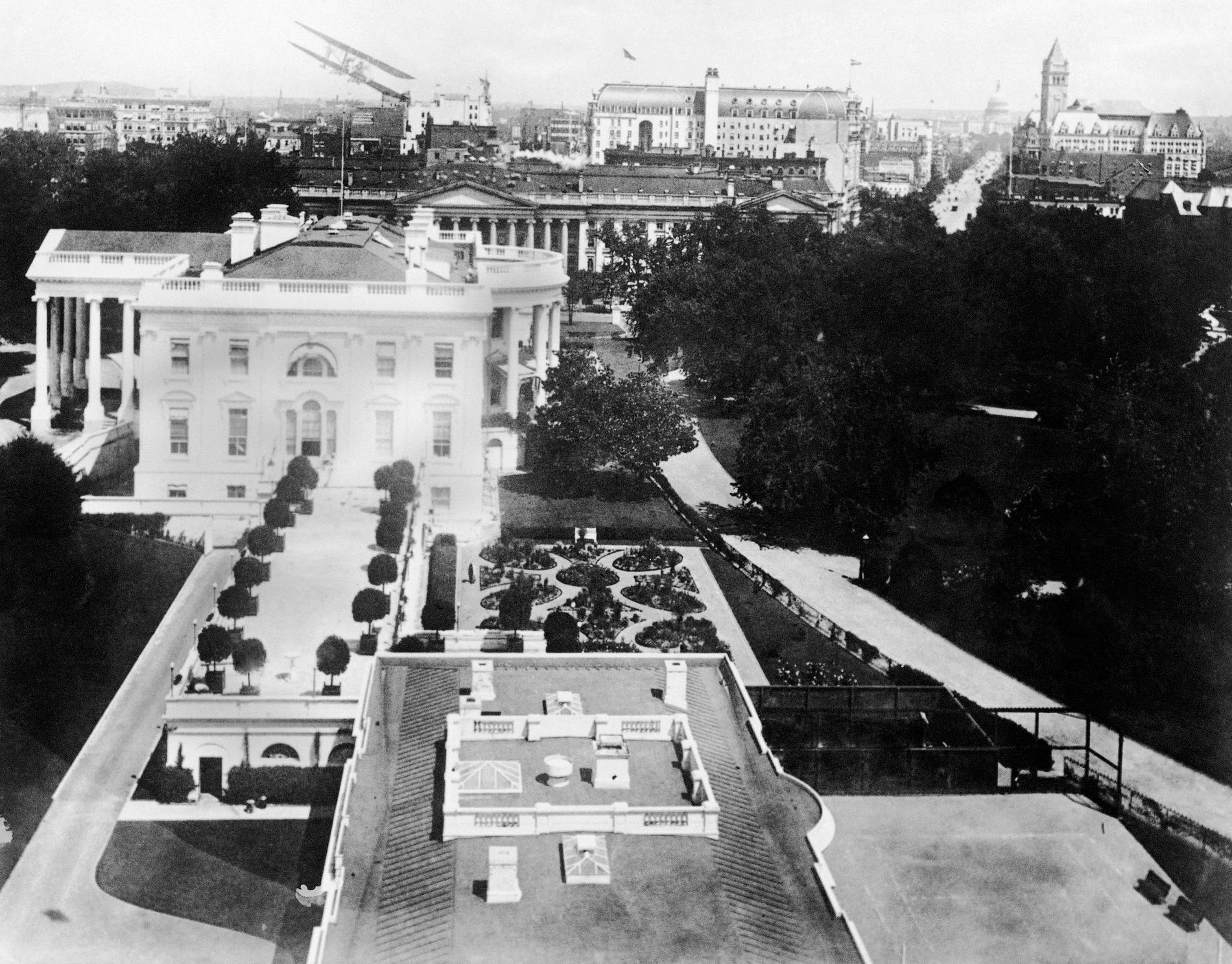 Så här såg Vita huset, med Norra portiken till vänster, ut 1924.