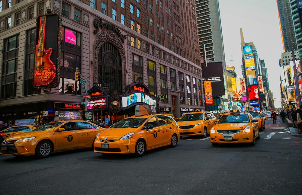 Priset för att åka taxi variererar kraftigt i världen.