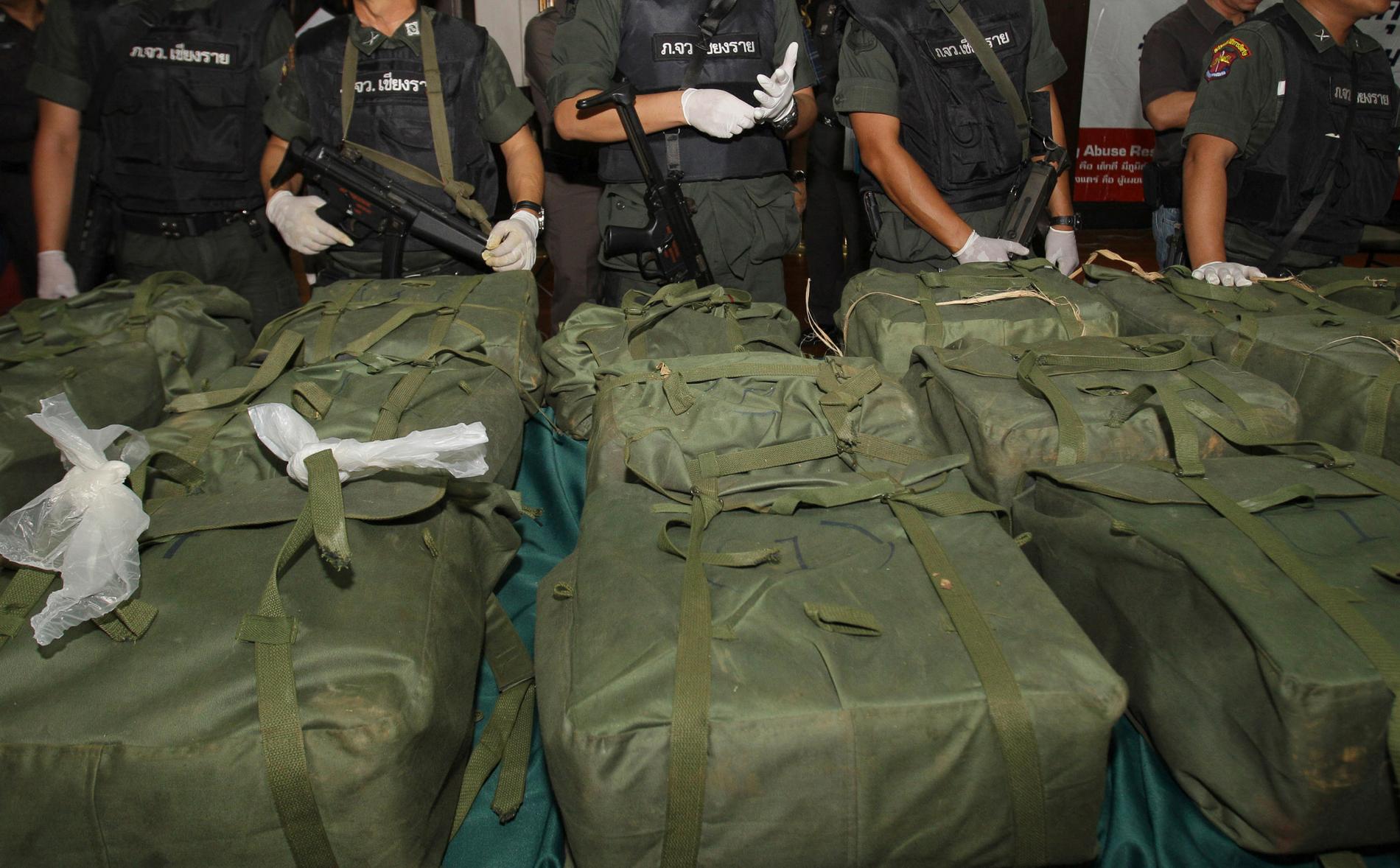 Arkivbild. Fyra miljoner metaamfetaminpiller visas upp av polisen i Bangkok 2013.