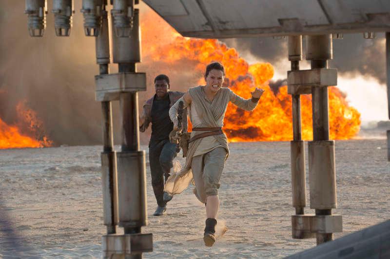 Daisy Ridley spelar Rey i ”Star wars: the force awakens”.