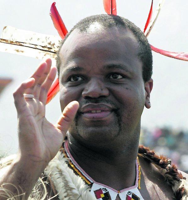 Kung Mswati III av Swaziland gör vad som krävs av honom: gifter sig med en kvinna ur varje klan i landet.