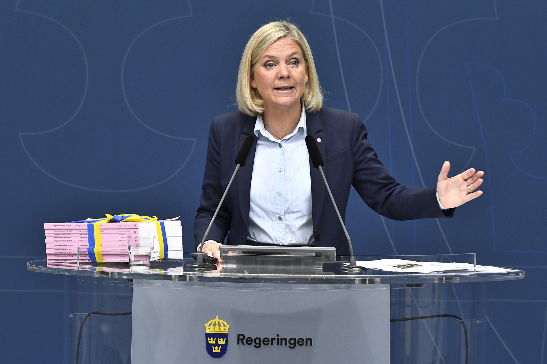 Finansminister Magdalena Andersson (S) reagerar starkt på de tre partiernas utspel. Arkivbild.