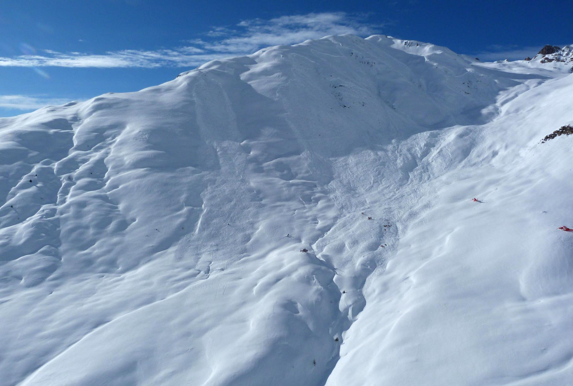 Tyrolen har fått mycket snö de senaste dagarna och lavinen var en av 60 rapporterade i regionen de två senaste dagarna.
