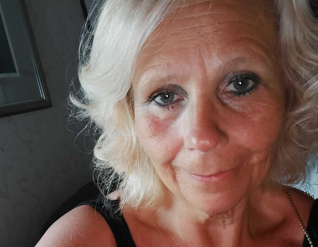 Ann-Mari, 59, från Molkom.
