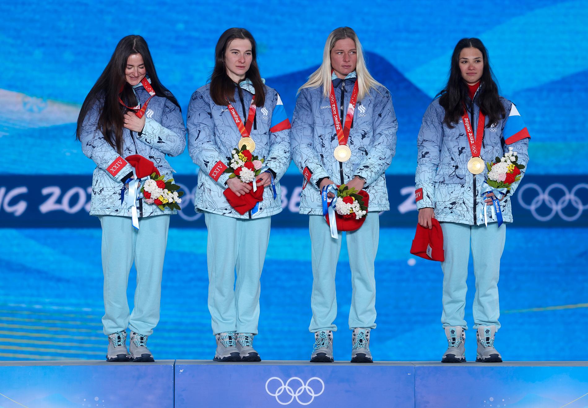 Yulia Stupak, Natalia Neprjajeva, Tatjana Sorina och Veronika Stepanova vann stafettguld i OS.