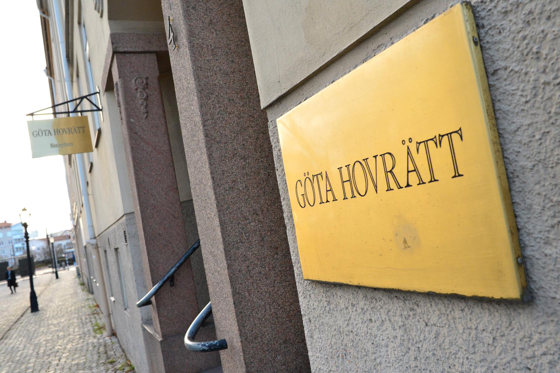 Göta hovrätt fastställer domen mot den elev som sexuellt tvingat sig på sin lärare inne i en lektionssal på en gymnasieskola i Småland. Arkivbild.