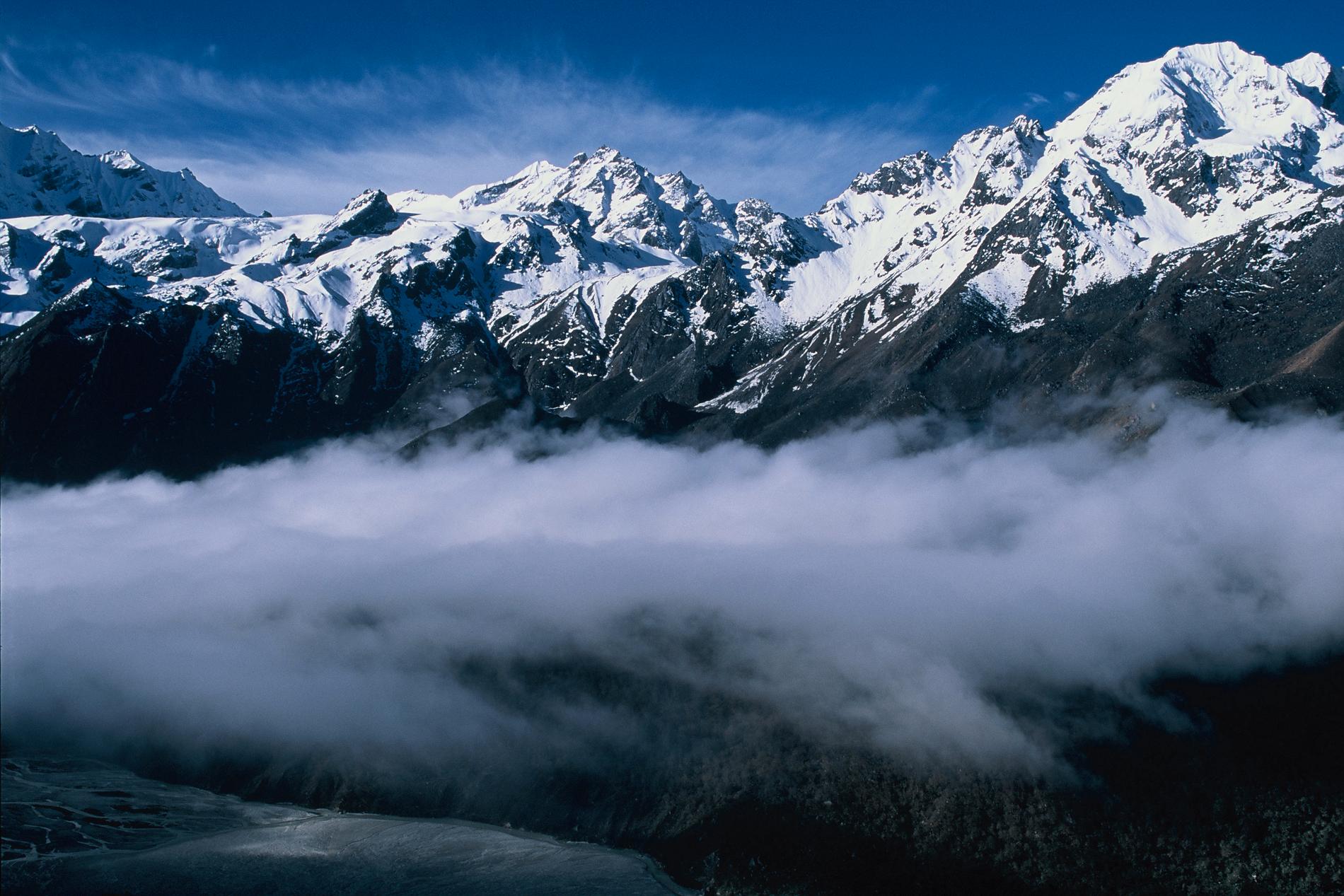 Himalaya är världens tredje största glaciärområde. Arkivbild.