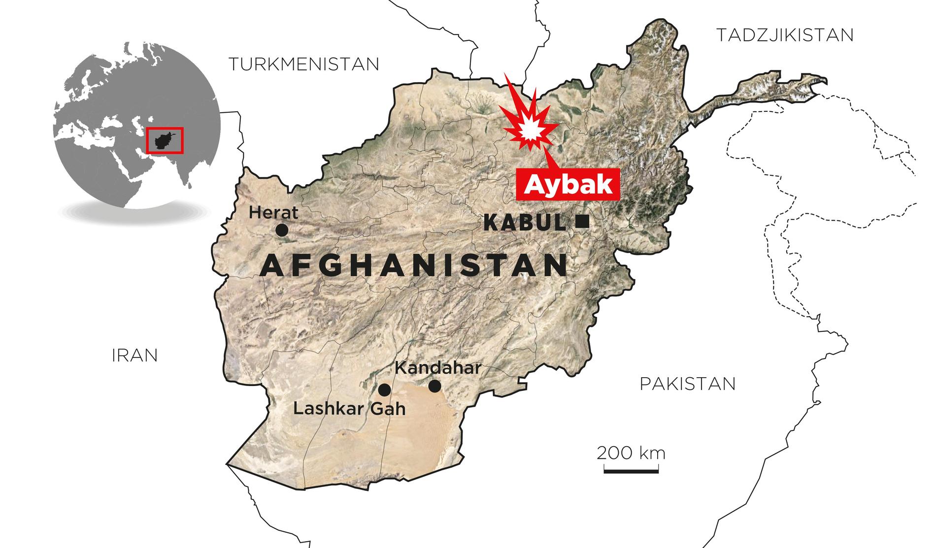En explosion har skett på en skola i Aybak i norra Afghanistan.