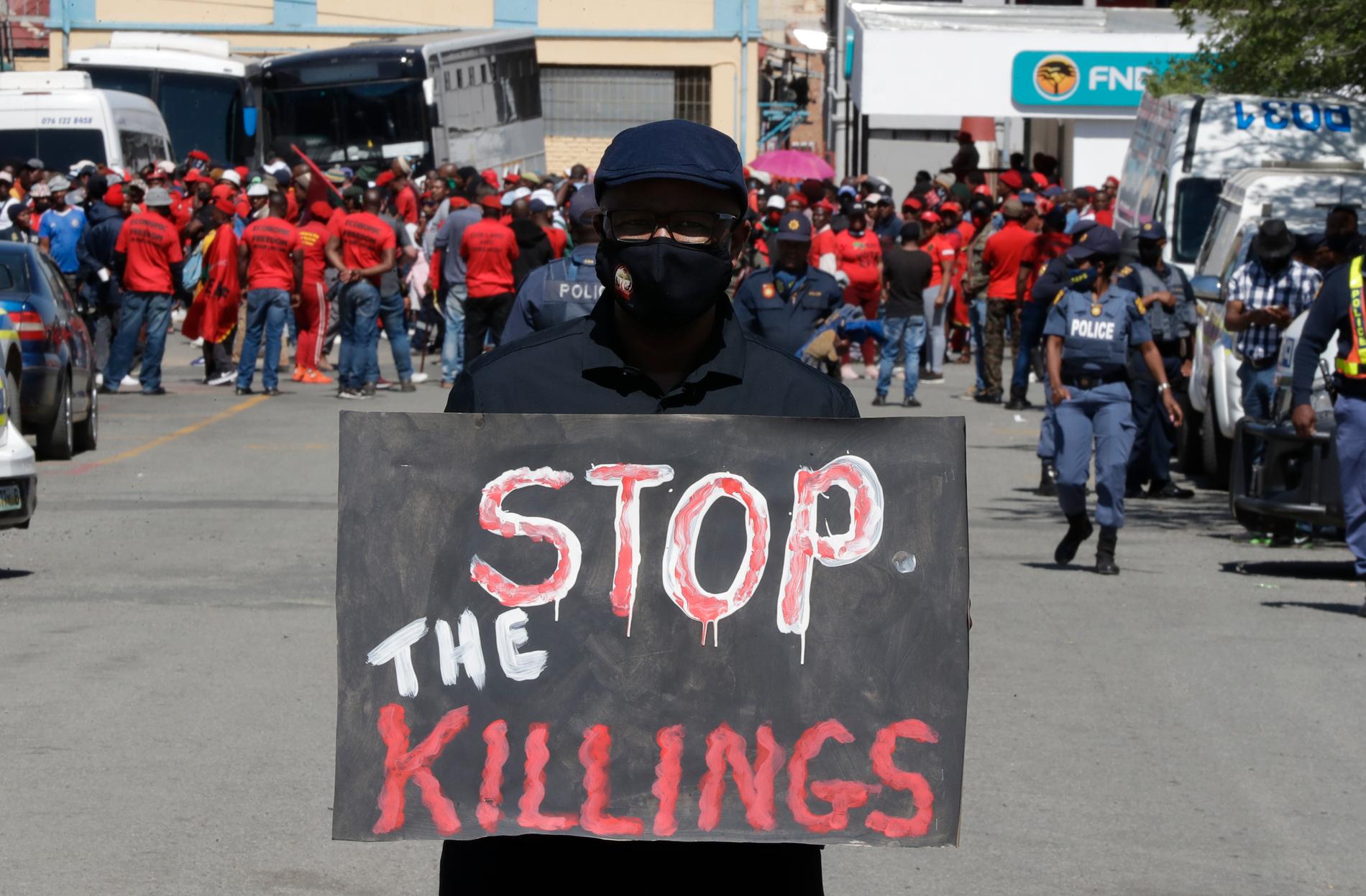 En protest mot en mordvåg i Sydafrika 2020. Arkivbild.