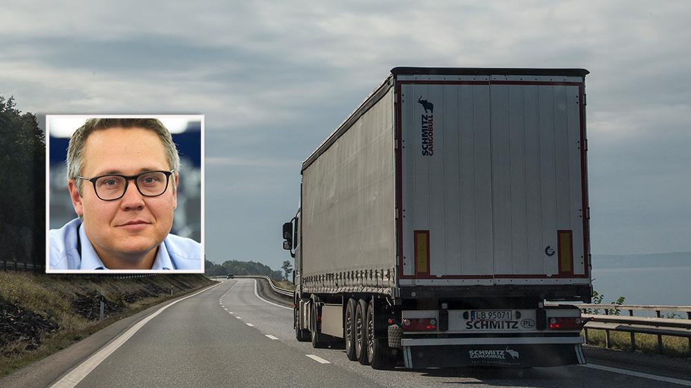  Det är hög tid att det sker en förändring på vägtransportmarknaden. Omröstningen i EU-parlamentet om nya regler är mycket viktigt för den svenska åkeriföretagen. Det är nu upp till bevis för samtliga svenska politiker att stå upp för schyssta villkor på våra vägar, skriver debattören.