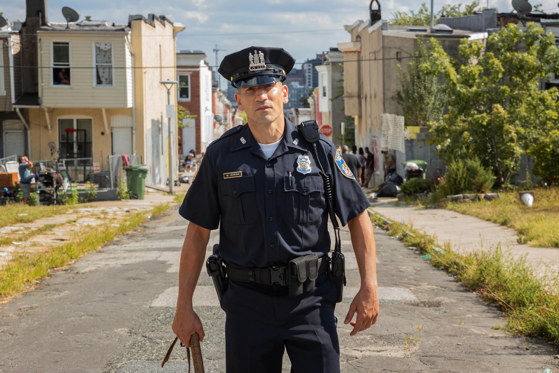 Jon Bernthal spelar den idealistiske polisen Wayne Jenkins, som snart förlorar sina illusioner i "We own this city". Pressbild.