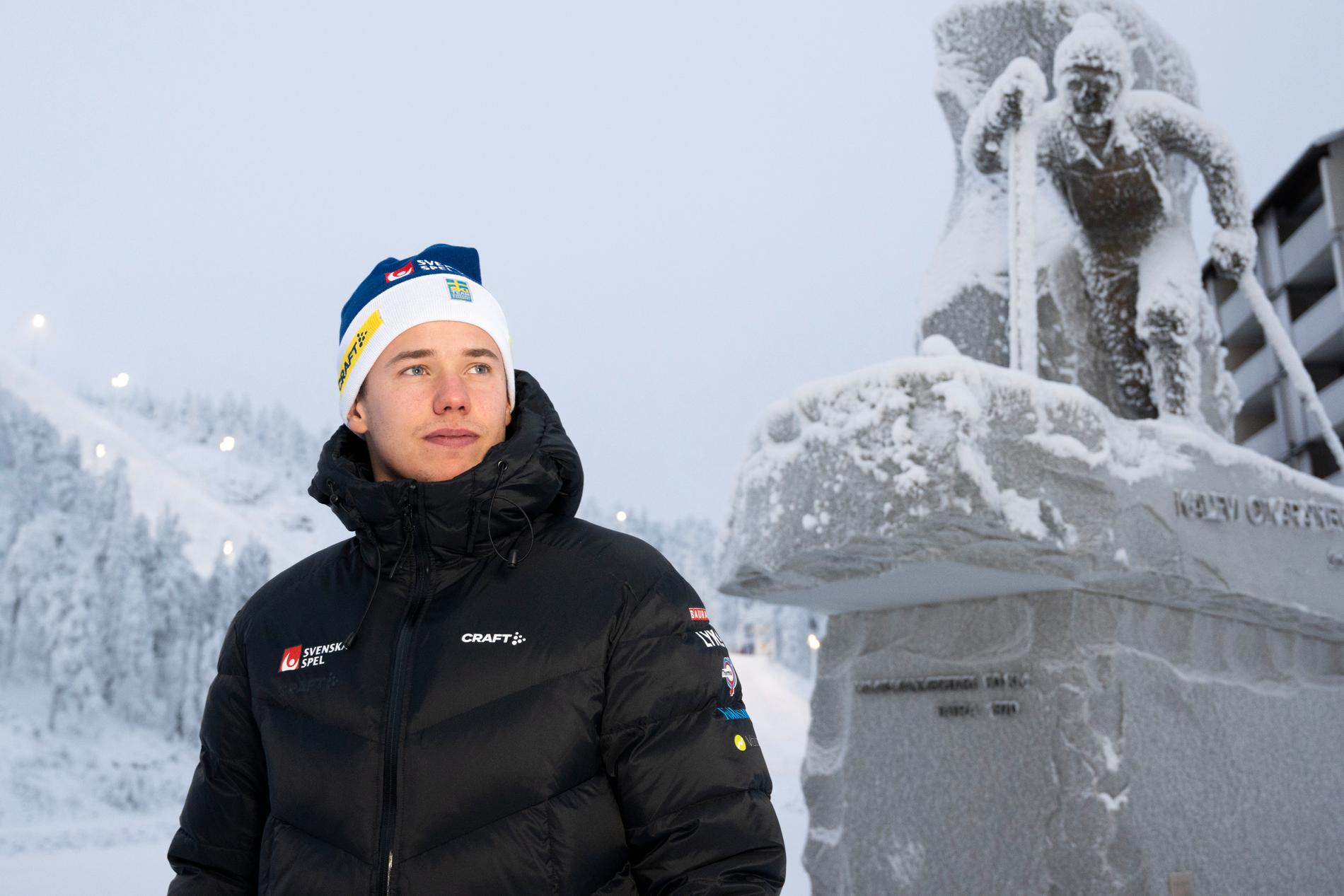 Leo Johansson, som åkt OS och nu är uttagen till världscuppremiären i Ruka, berättar att han lever på 7 000 kronor i månaden.
