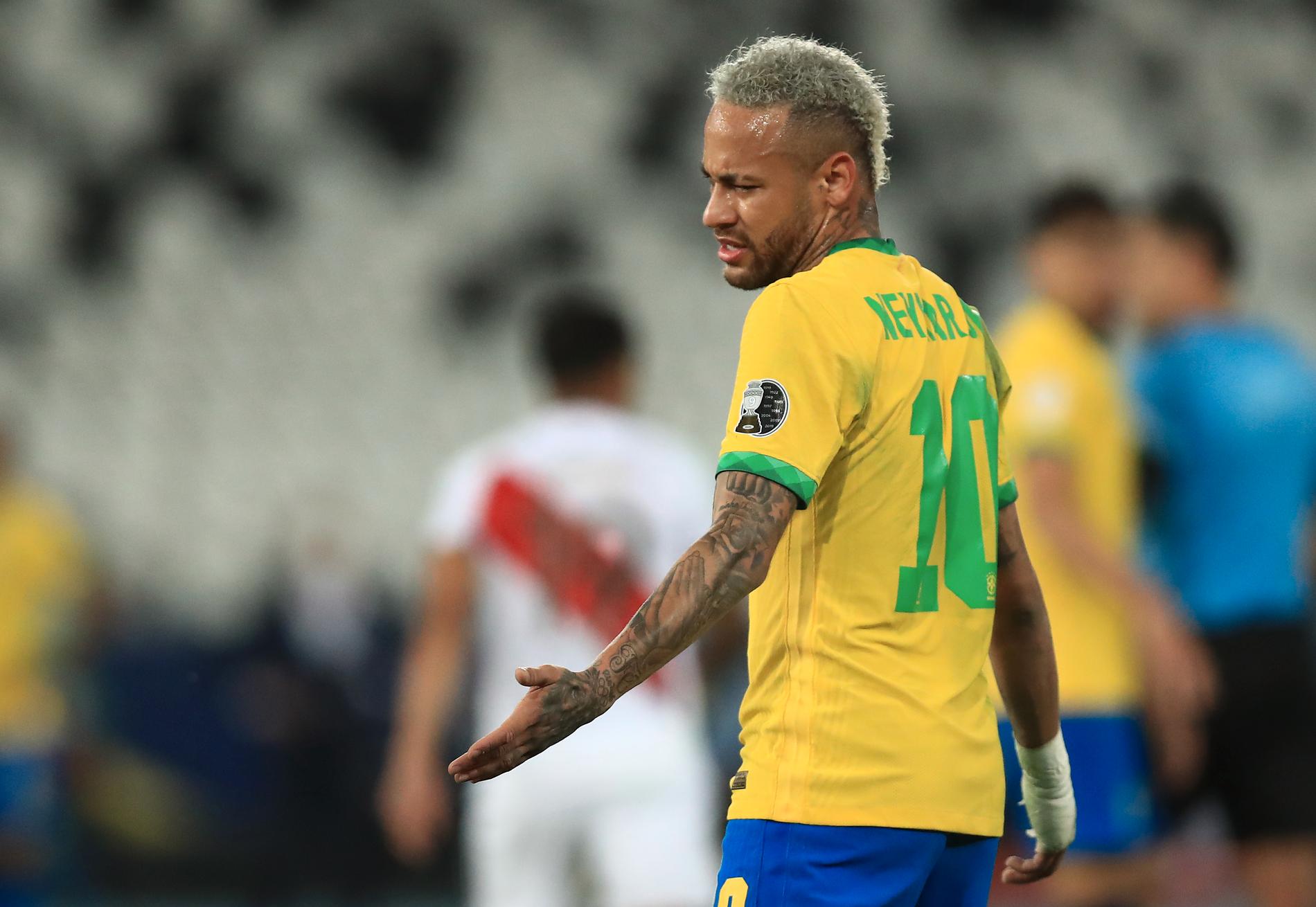 Neymar är arg på brasilianska supportrar.