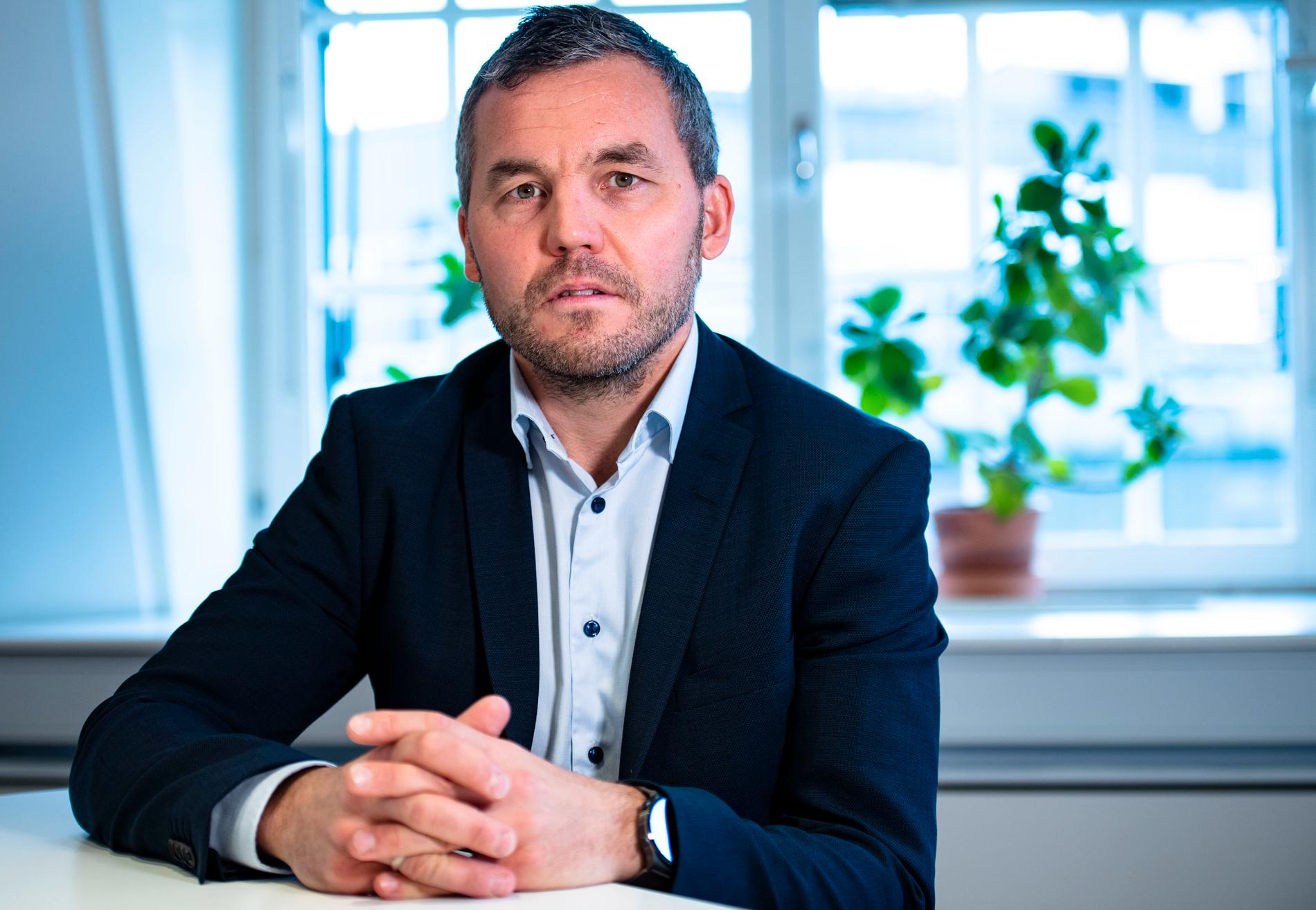 Huaweis Nordenchef Kenneth Fredriksen hoppas en på dialog med svenska myndigheter för att få till ett ändrat beslut så att bolaget får vara med i bygget av 5G-nätet.