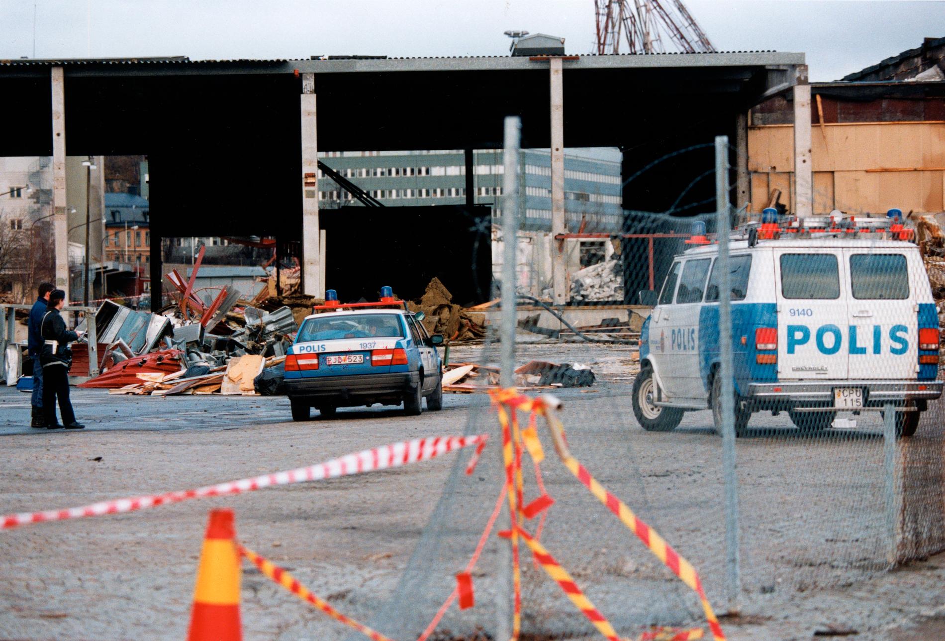 Polisen fann 16-årige Anders död vid ett rivningshus i Norra Hammarbyhamnen på nyårsdagen 1995.