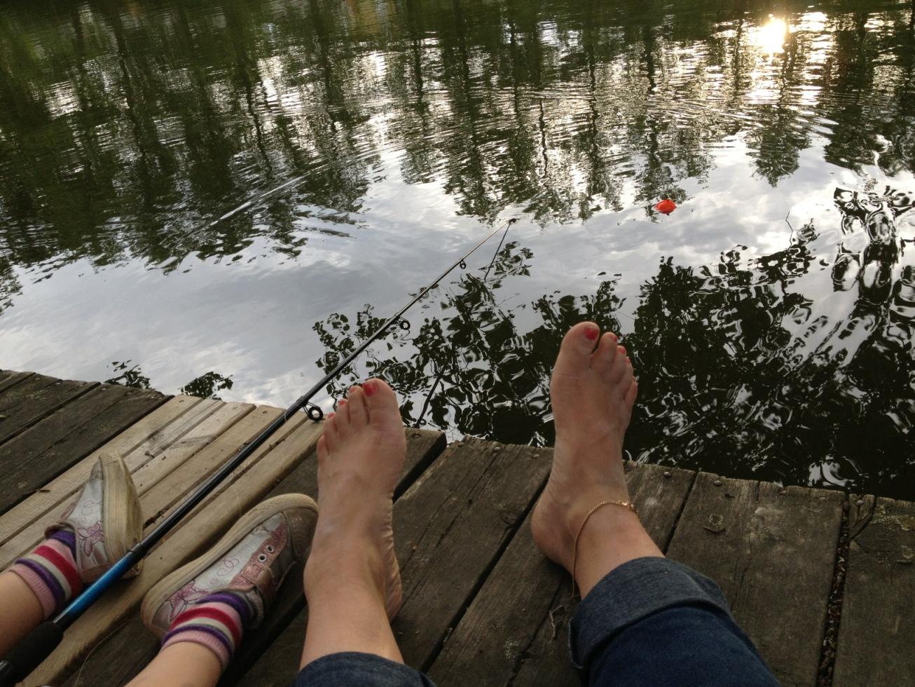 Sommar, sol, fiske och bara fötter!