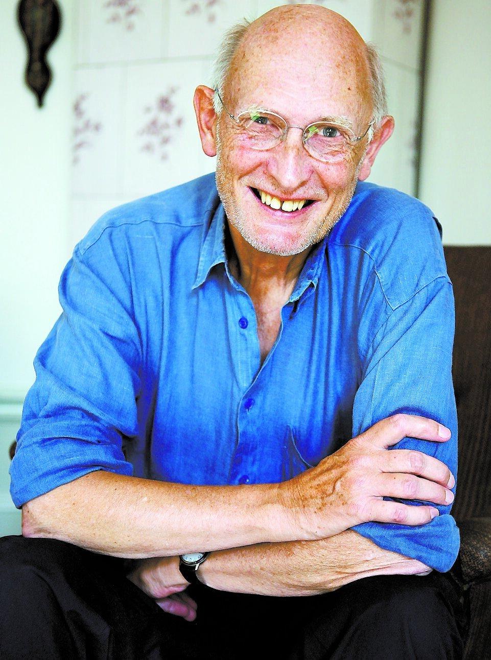 dialektpolis PC Jersild, 73 och författare, tycker att radio och tv ska befrias från skånska. ”Det går att träna sin dialekt”, säger han.