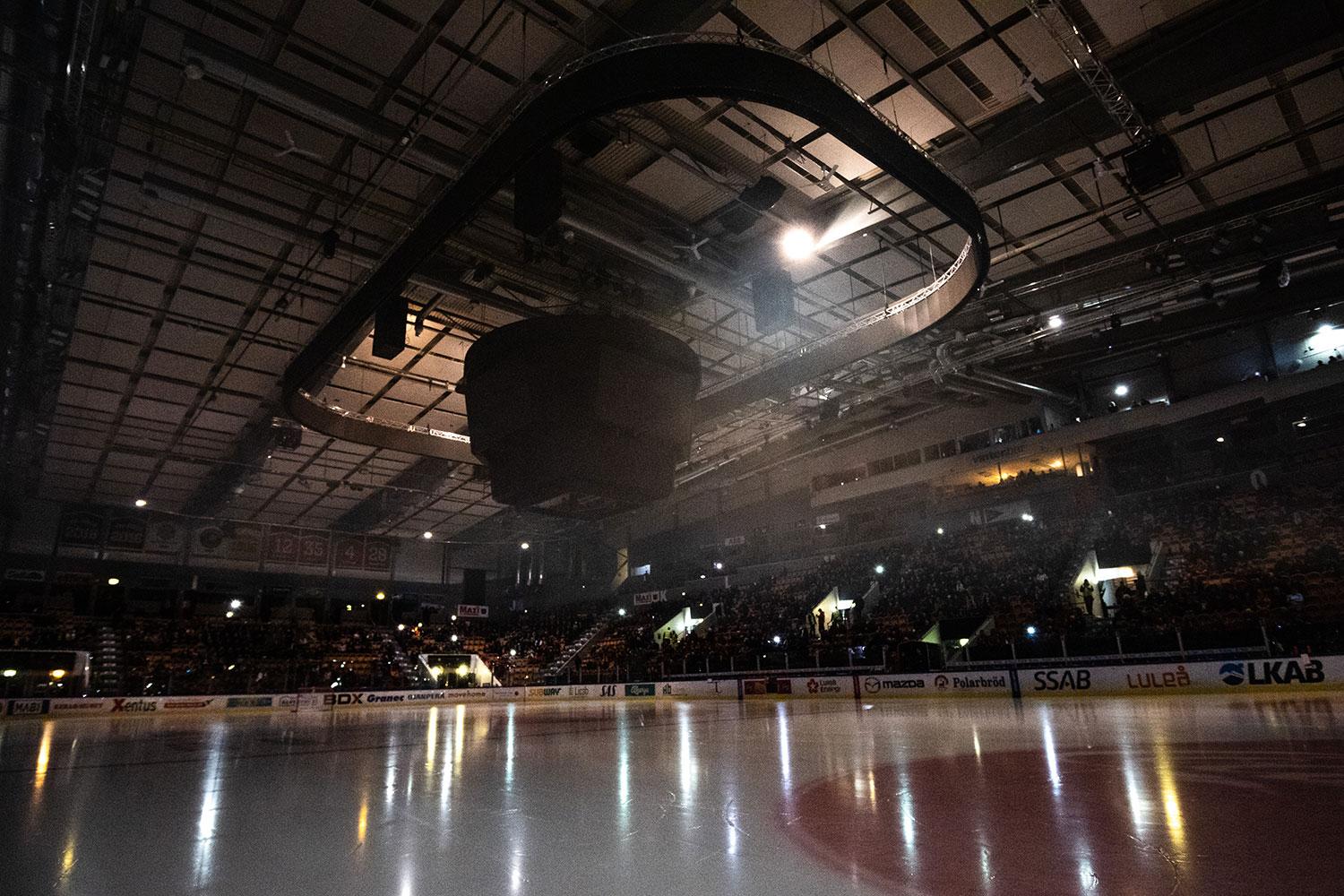 Så här såg det ut i Coop Norrbotten Arena vid 19-tiden.