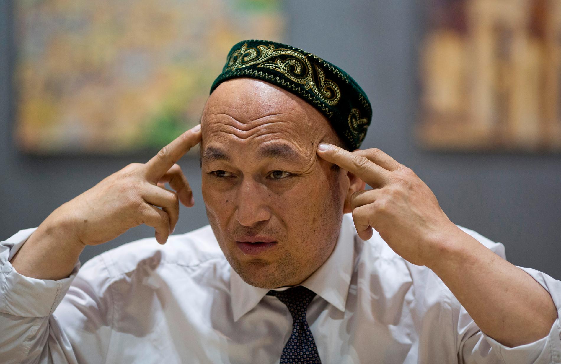 Omir Bekali, som tillhör uigur-minoriteten i Kina, berättar om den svåra psykosociala stress han utsattes för när han hölls i ett kinesiskt läger. Arkivbild.