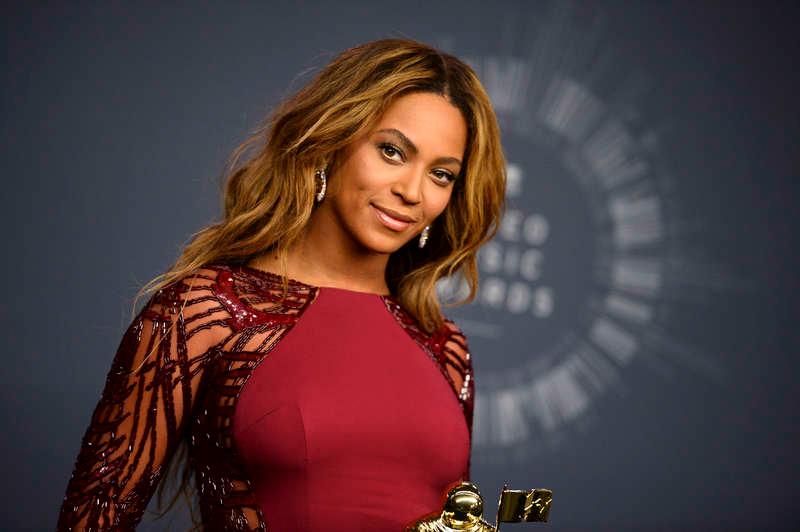 Beyoncé är näst bäst betald.