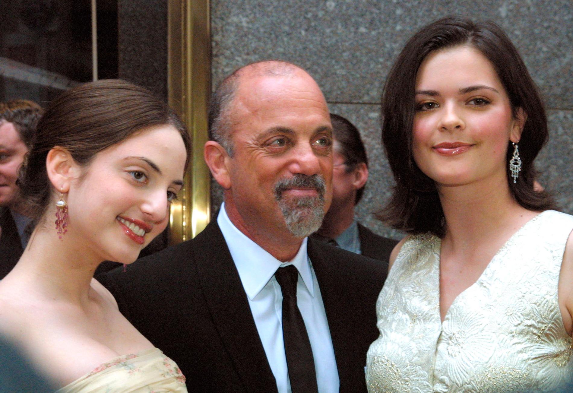 Billy Joel med dottern Alexa Ray (till vänster) och dåvarande flickvännen Kate Lee 2003.