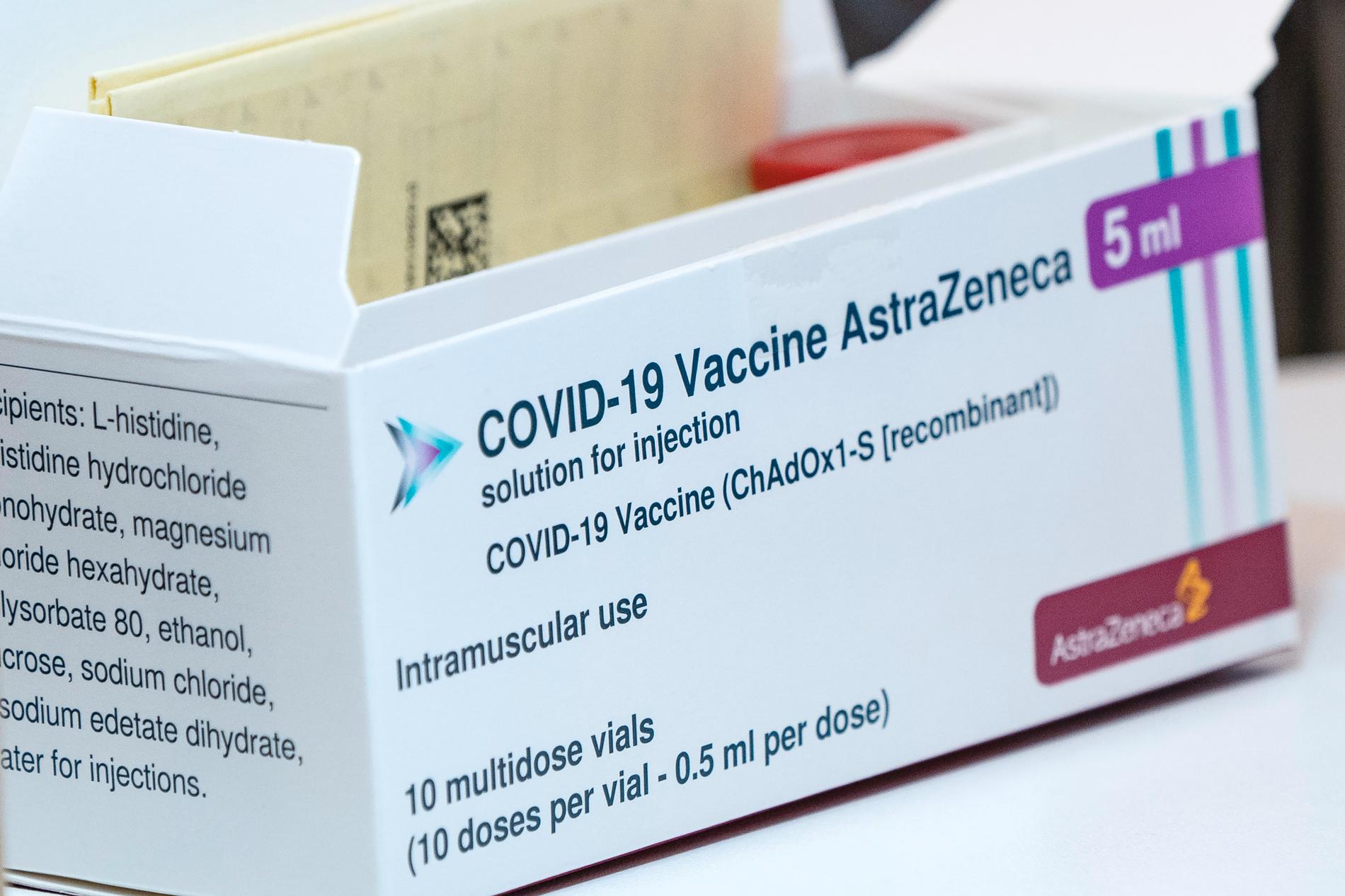 Läkemedelsverket stoppar inte fortsatt vaccinering med Astra Zenecas vaccin. Arkivbild.