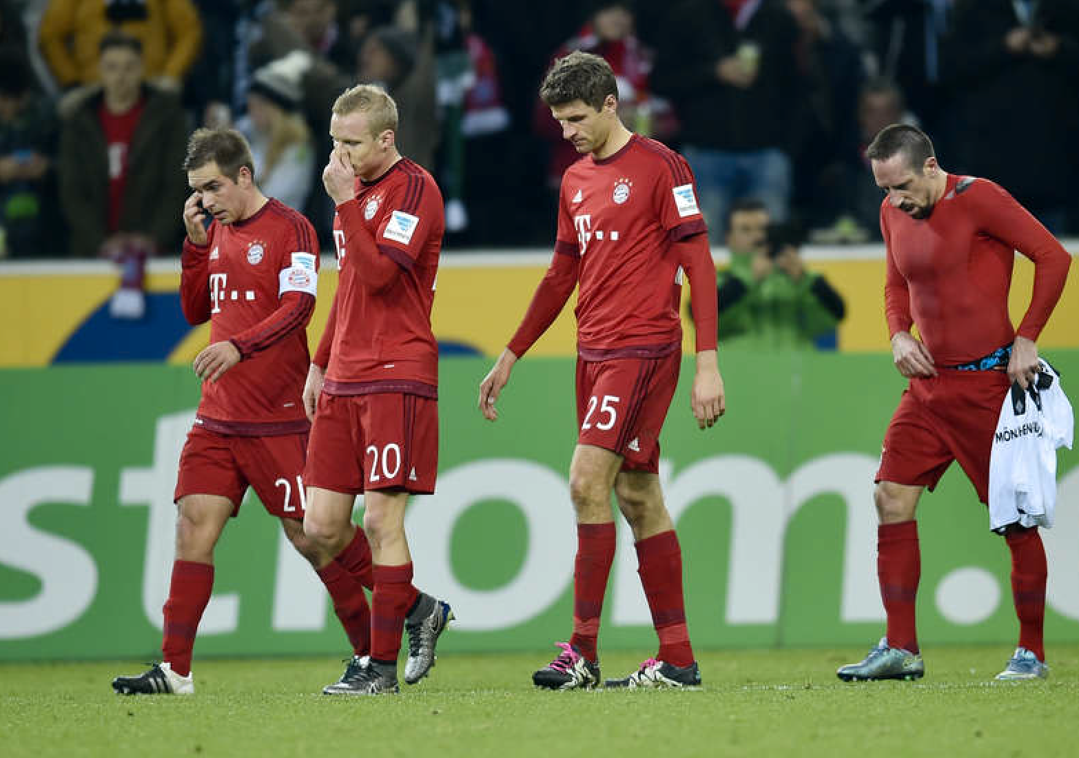 Bayern München är en av få klubbar som backar var gäller intäkter. Foto: AP/Martin Meissner