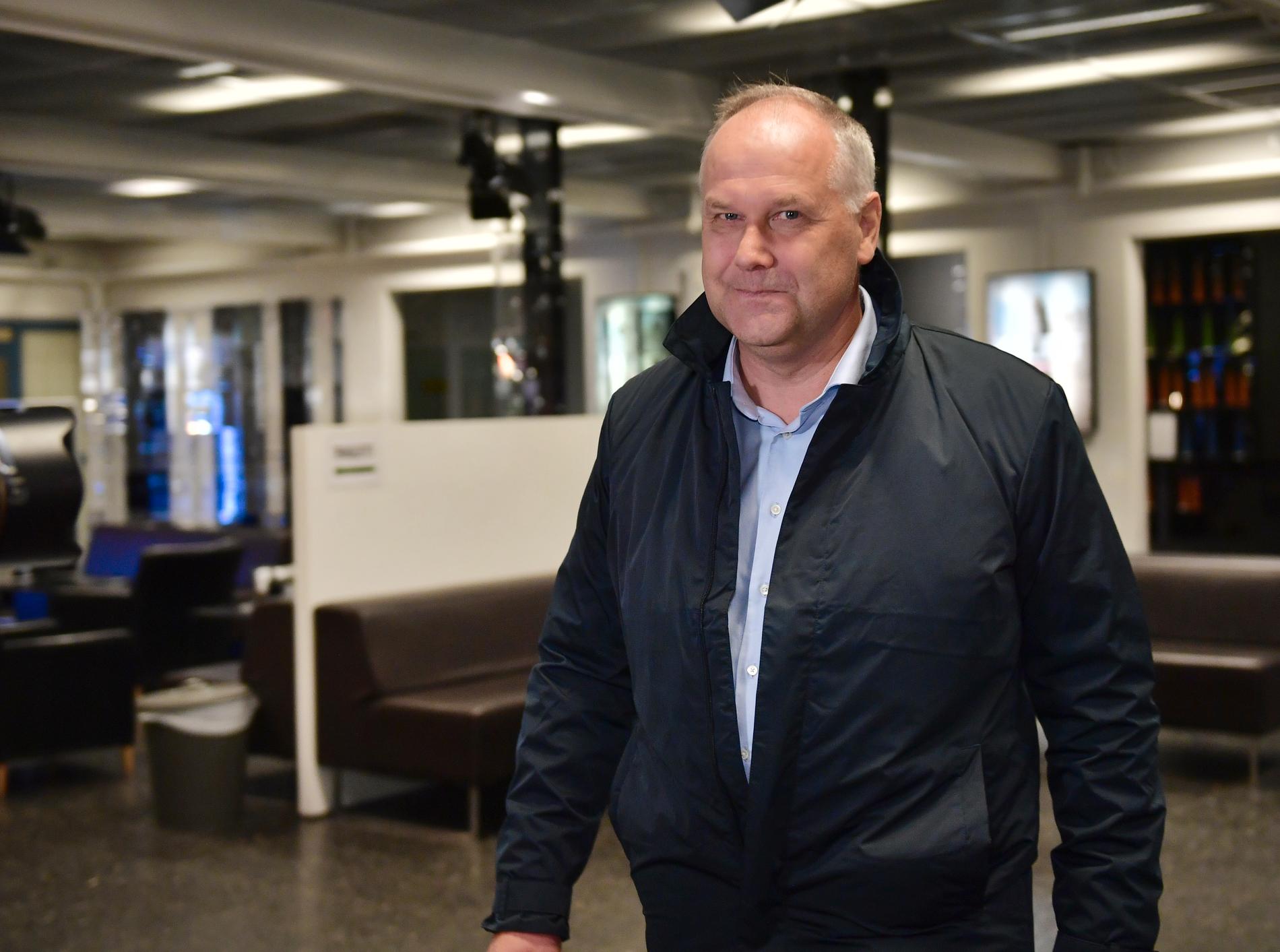Vänsterpartiets partiledare Jonas Sjöstedt efter att ha medverkat i SVT:s Aktuellt på onsdagskvällen.