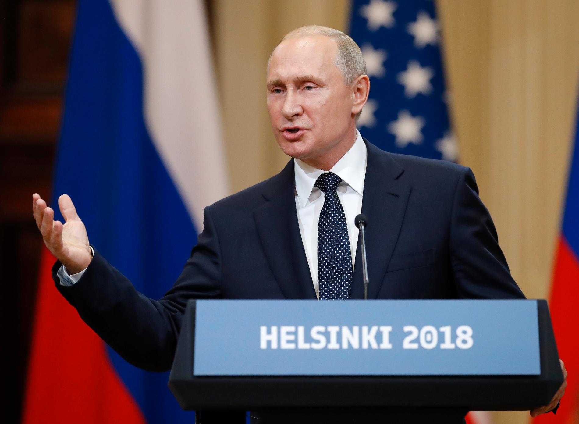 Rysslands president Vladimir Putin framstod som den starkare parten under dagens presskonferens i Helsingfors, enligt svenska Rysslandsexperter.