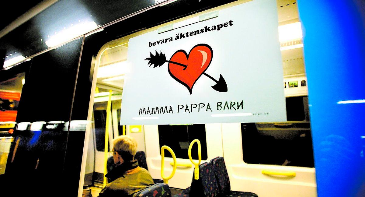 Väcker ilska Bevara äktenskapets kampanj i tunnelbanan är inte populär hos RFSL. ”Den är osmaklig och stötande”, säger Jerry Adbo, ordförande för RFSL Stockholm.