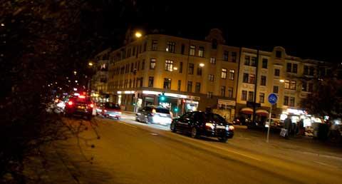 Männen går fria Den 14-åriga flickan såldes bland annat här vid Möllevångstorget i Malmö. Inte en enda av de hunratalet män som sexutnyttjade flickan har hamnat inför rätta.