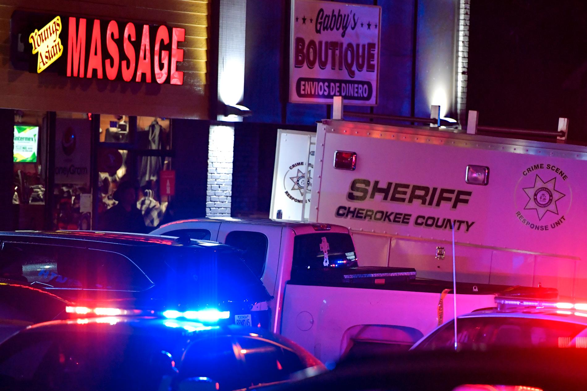 Robert Aaron Long, 21, dödade åtta personer i en massaker på tre massagesalonger i Atlanta, Georgia. Morden har skakat om USA och utreds som hatbrott mot kvinnor med asiatisk bakgrund.