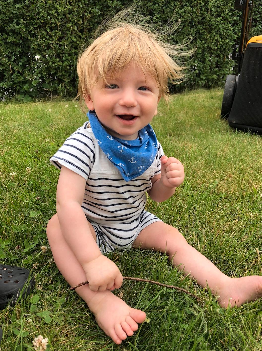 Matheius är 7,5 månad och han har en hel del hår. Bild inskickad av mamman Johanna Öjre Björklund från Trollhättan.