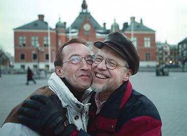 trivs i sin stad Håkan Andersson och Anders Birgander är gifta sedan två år tillbaka. De har aldrig fått några negativa kommentarer på grund av sin sexuella läggning.