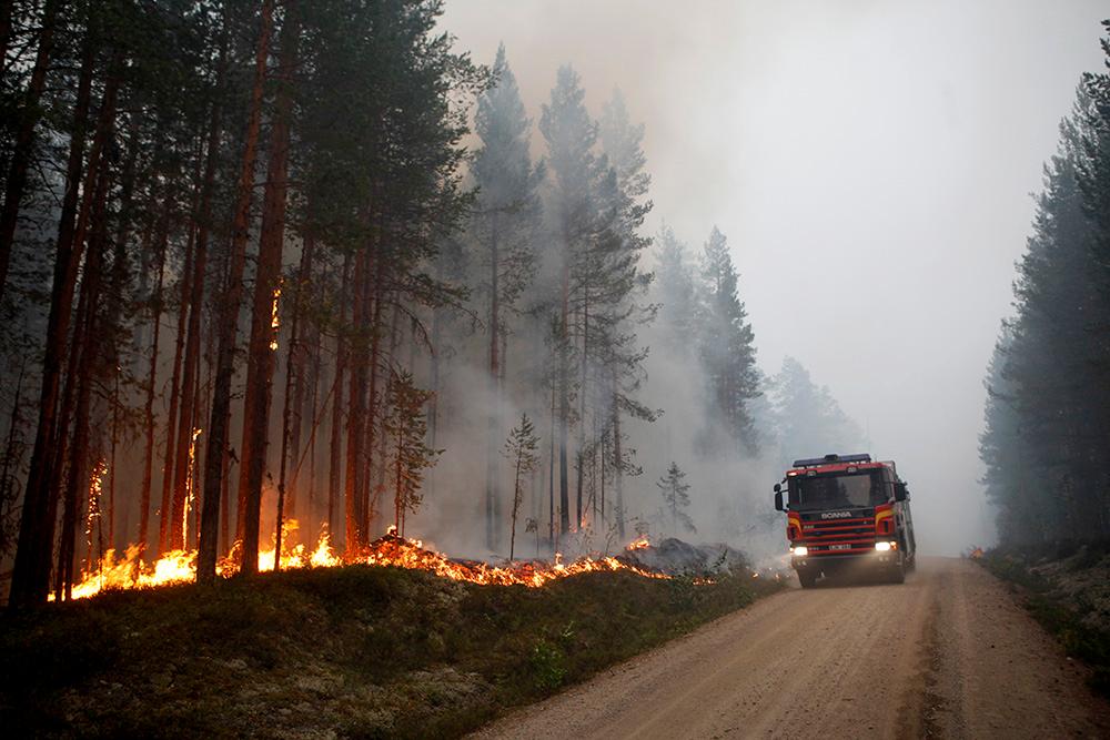 Sverige brann i somras, med krav på stora insatser från frivilliga i räddningsarbetet.