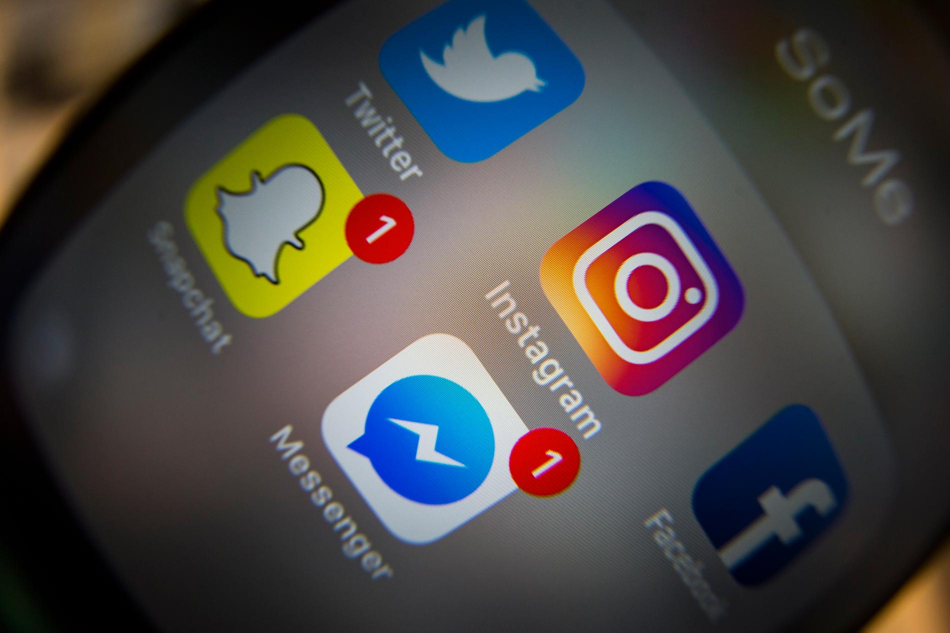 En utredning föreslår att man måste vara 13 år för att öppna konto i sociala medier. Arkivbild