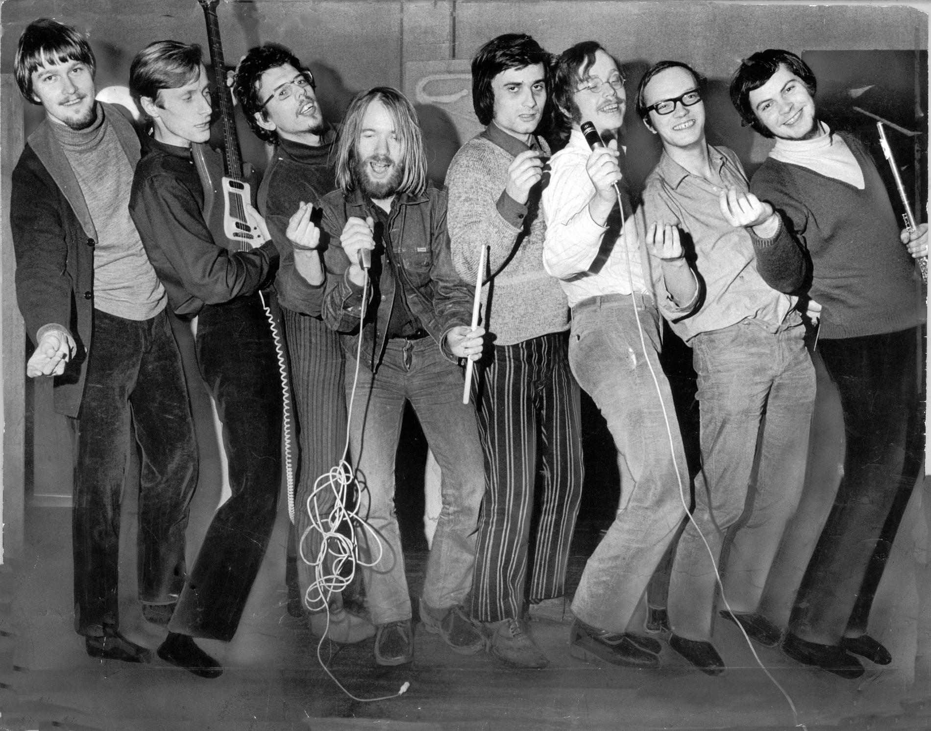 Blå Tåget 1971. Från vänster: Kjell Westling, Göran von Matérn, Urban Yman, Leif Nylén, Tore Berger, Torkel Rasmusson, Mats G Bengtsson och Roland Keijser.