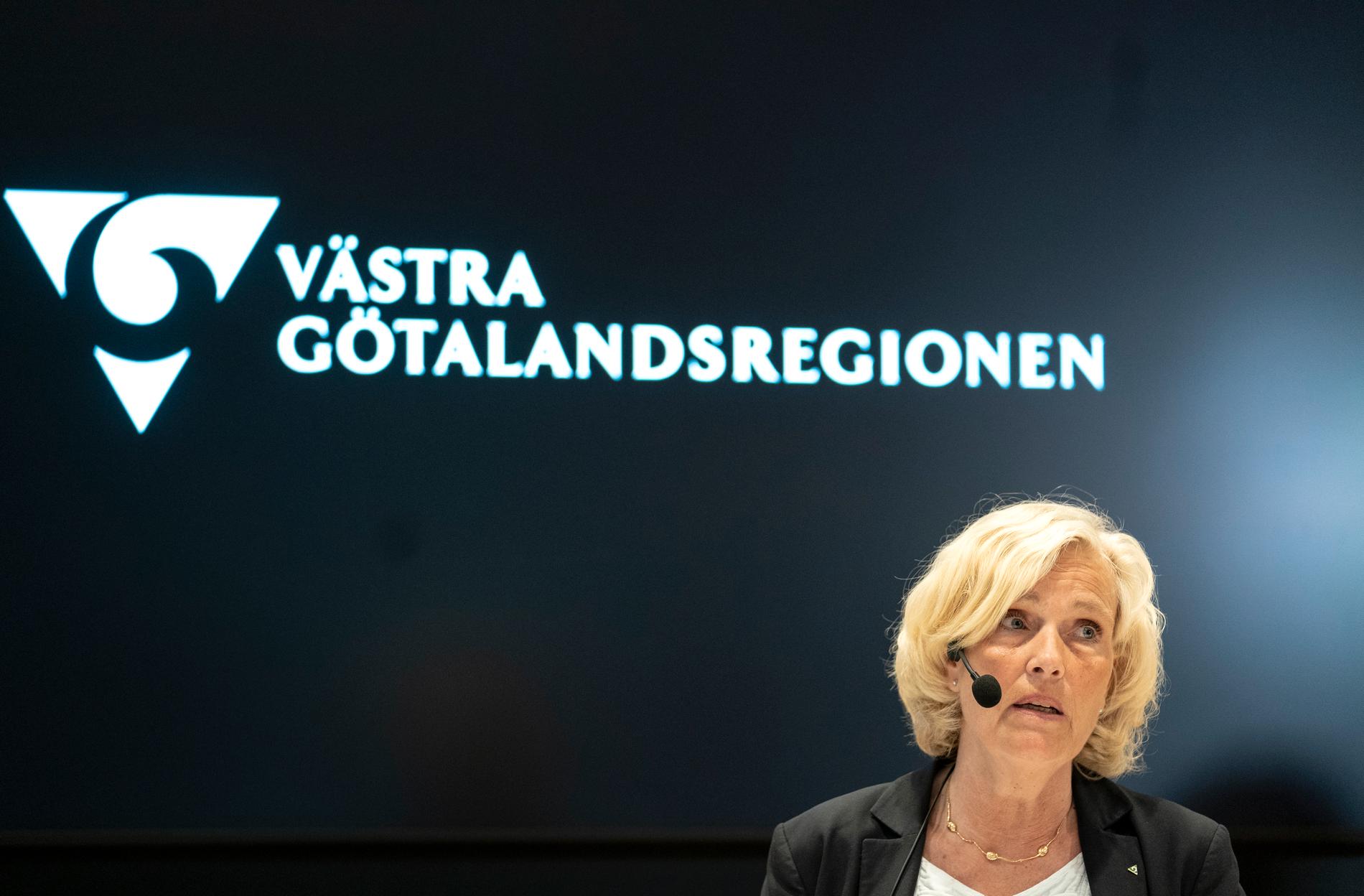 Ann Söderström, hälso- och sjukvårdsdirektör i Västra Götalandsregionen, vid en pressträff på fredagen.