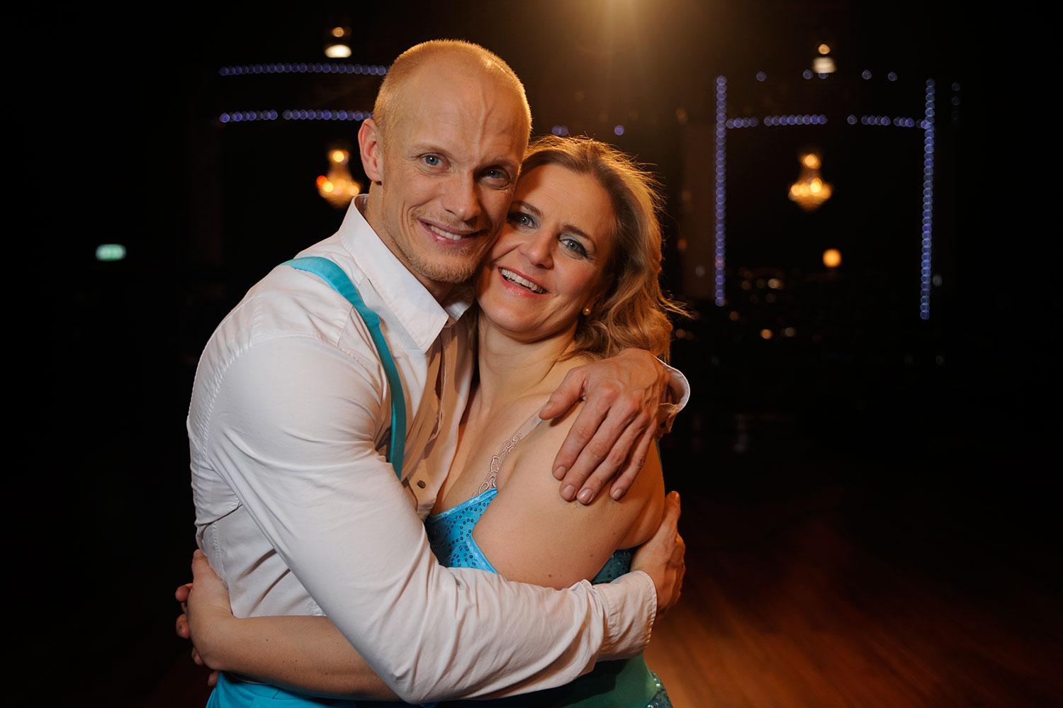 Tina med Let's dance-partnern Tobias Karlsson.