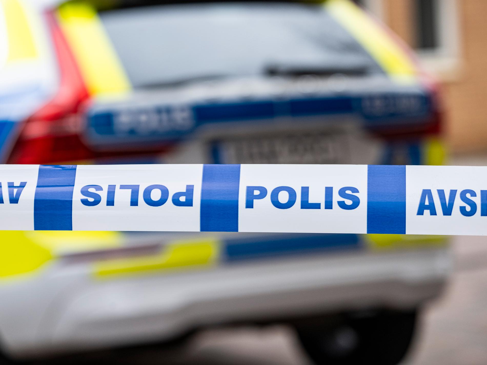 Man död i villabrand i Älvsjö