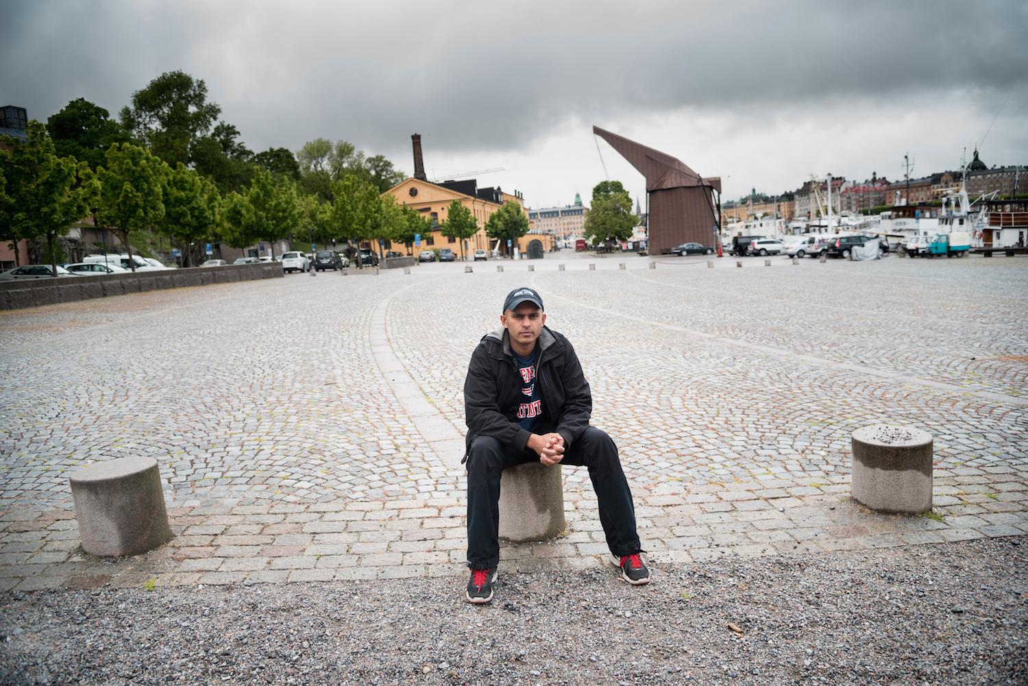 Polisen Simon Häggström bakom parkeringen på Skeppsholmen, där många sexköpare grips.