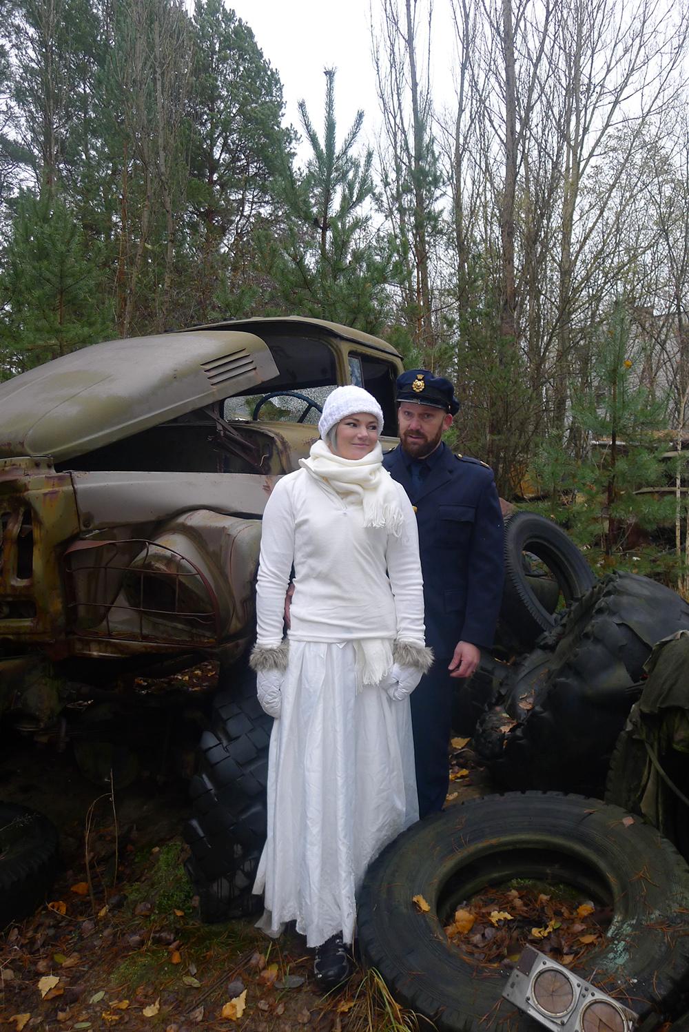 Nina och Marcus valde att gifta sig i Tjernobyl. 