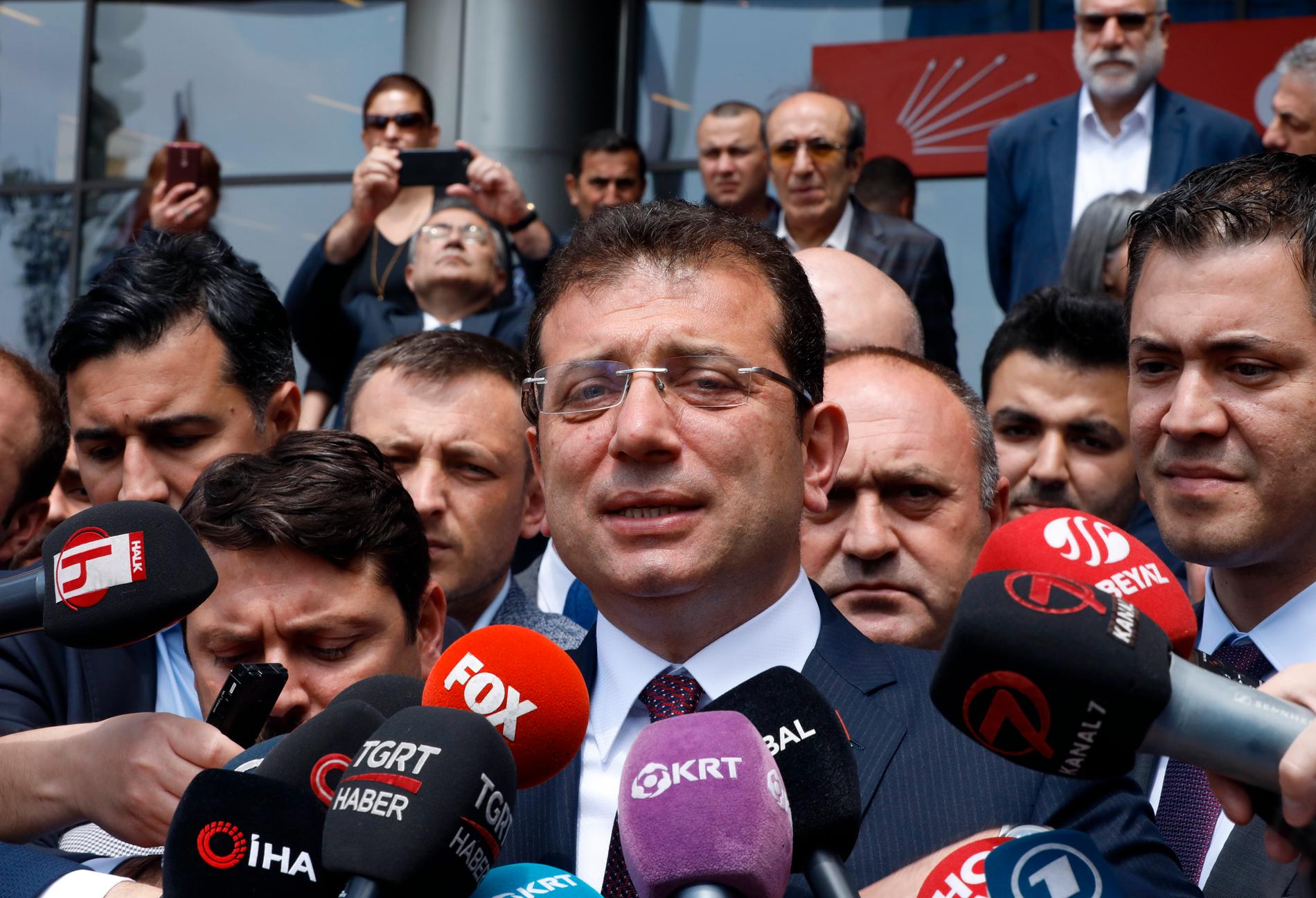 CHP:s kandidat Ekrem Imamoglu segrade i borgmästarvalet i Istanbul i slutet av mars, men valet har ogiltigförklarats av president Recep Tayyip Erdogan från det konkurrerande partiet AKP.