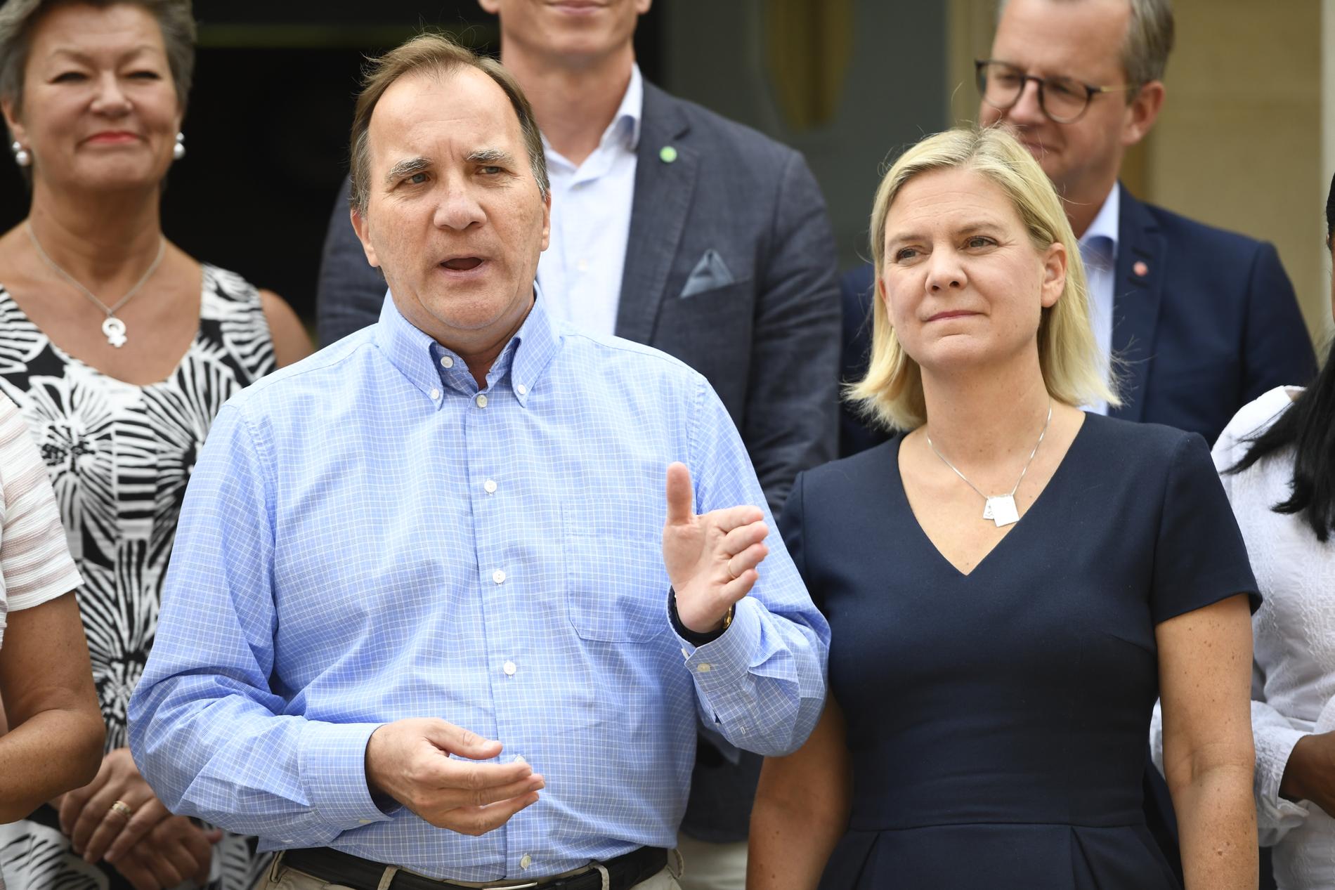 Statsminister Stefan Löfven (S), och finansminister Magdalena Andersson (S) på Harpsund förra året. Arkivbild.