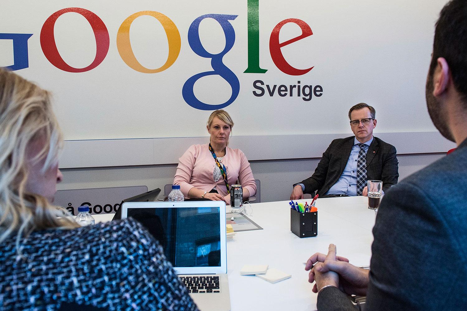 Näringsministern besökte Googles Sverigekontor.