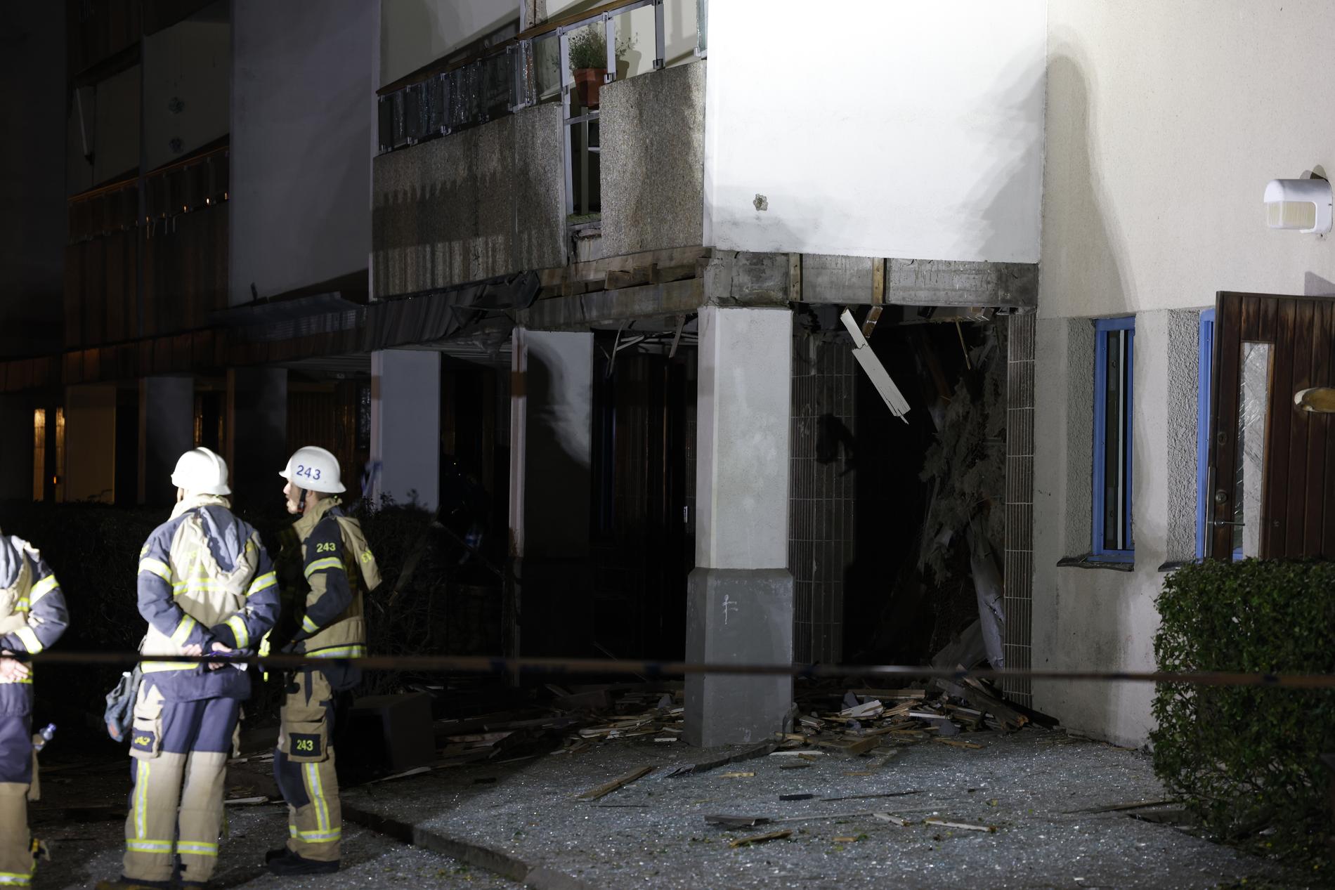Veckans fjärde sprängning var en kraftig explosion vid ett flerfamiljshus på Södermalm i Stockholm.