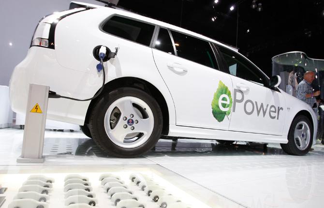 Saab fanns på plats i Los Angelse med sin 9-3 ePower, en elbilsprototyp.