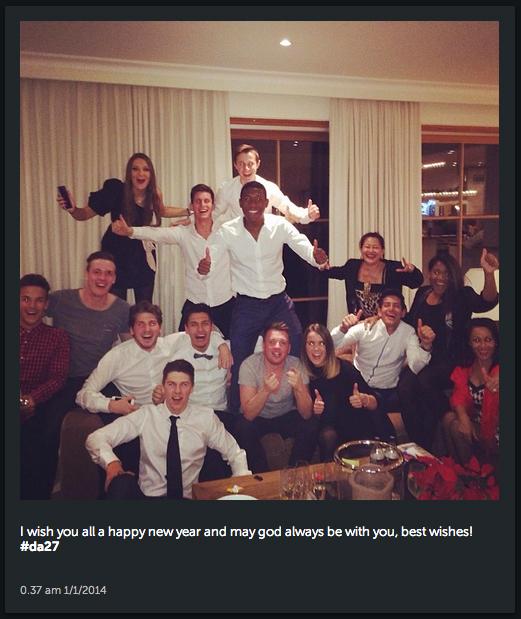 Österrikes fotbollsstjärna David Alaba med vänner.